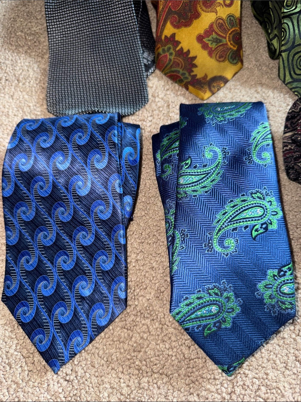 Designer Men's Paisley & Patterned Tie Collection - Assorted Colors - Picture 2 of 16